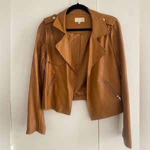 womens leather biker jacket (worn once)(purchased at Vici)